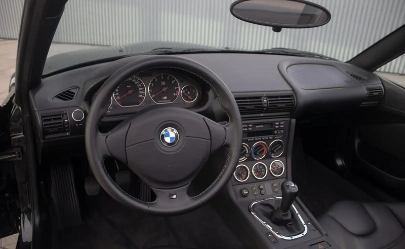 BMW Z3 • 1999 • 118,000 km 2