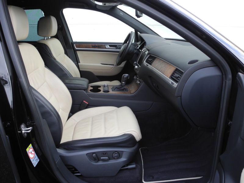 Volkswagen Touareg • 2012 • 119,996 km 14