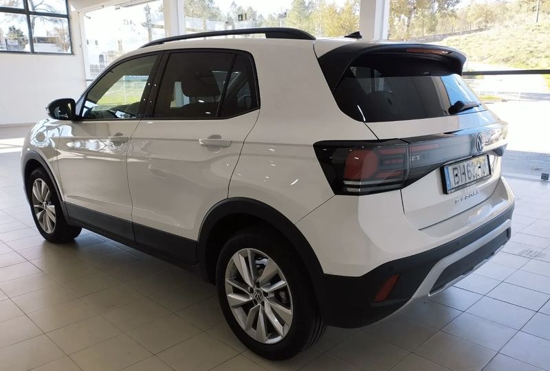 Volkswagen T-Cross • 2024 • 16,977 km 3