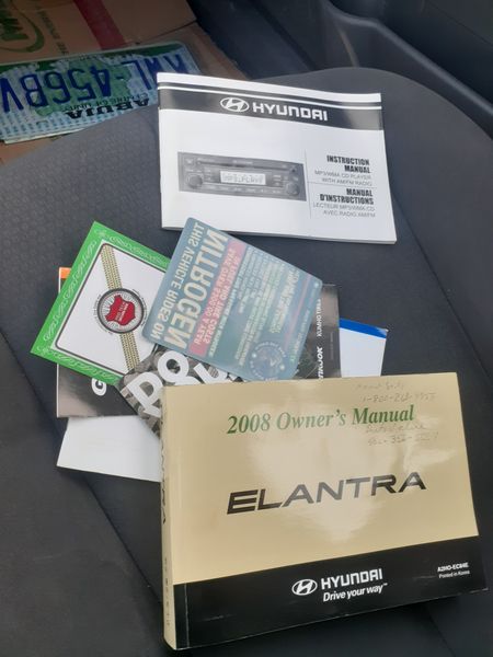 Hyundai Elantra • 2009 • 125,000 km 4