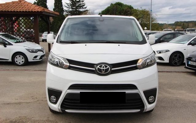 Toyota Verso • 2020 • 158,000 km 4