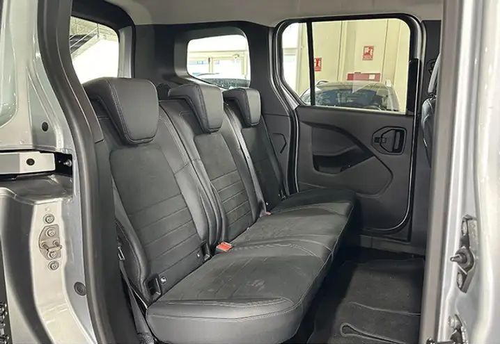 Mercedes-Benz Sprinter • 2023 • 11,209 km 5