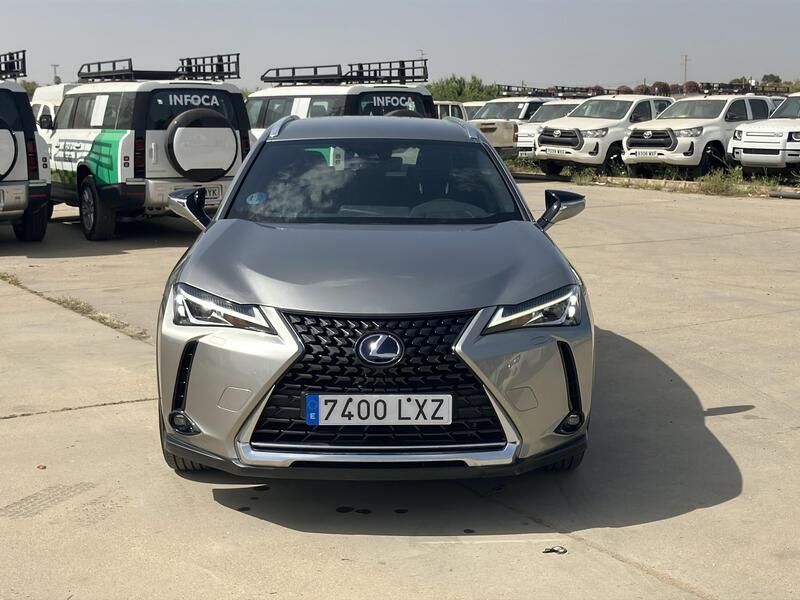 Lexus UX • 2022 • 29,232 km 7
