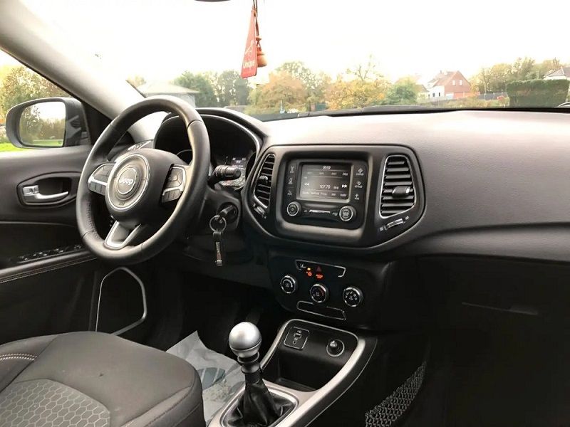 Jeep Compass • 2018 • 61,000 km 8