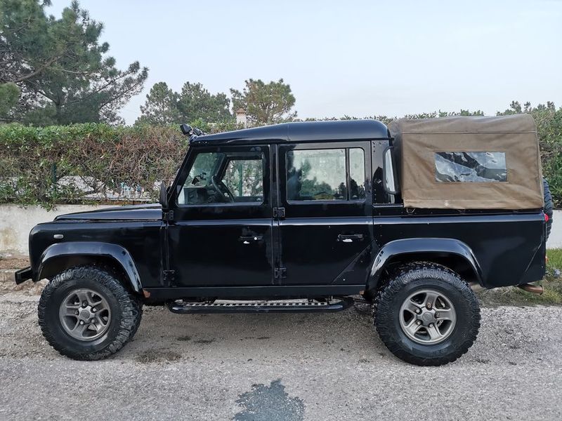 Land Rover Discovery • 2005 • 114,000 km 3