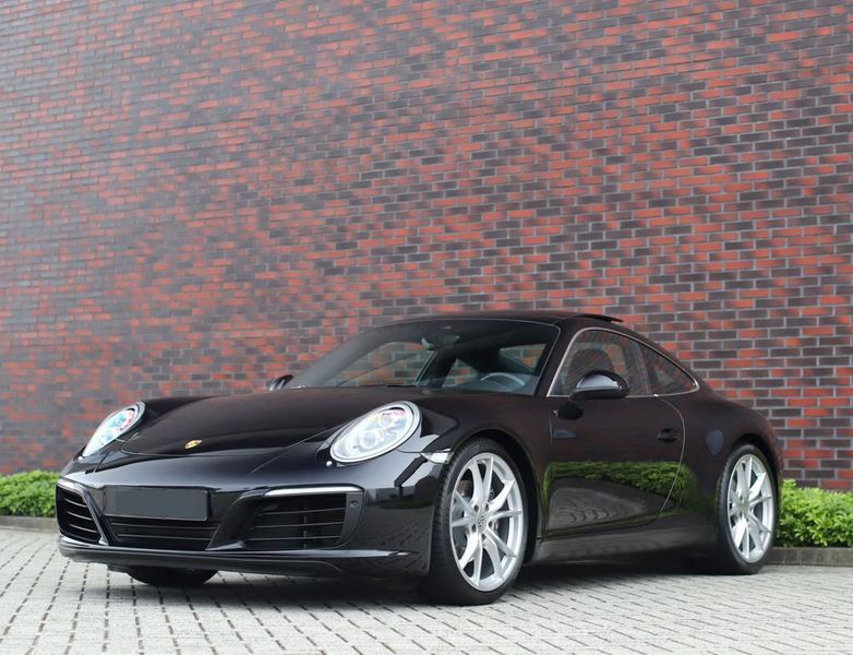 Porsche 911 • 2015 • 84,500 km 1