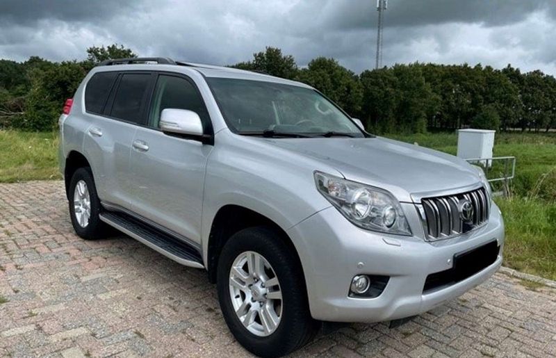 Toyota Land Cruiser • 2010 • 123,500 km 12