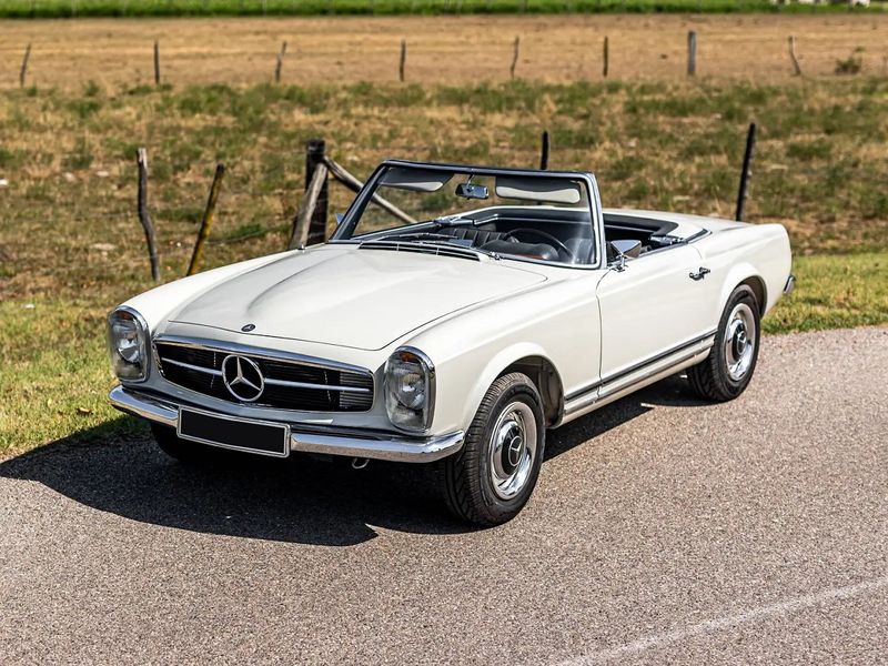 Mercedes-Benz SL • 1965 • 45,000 km 15