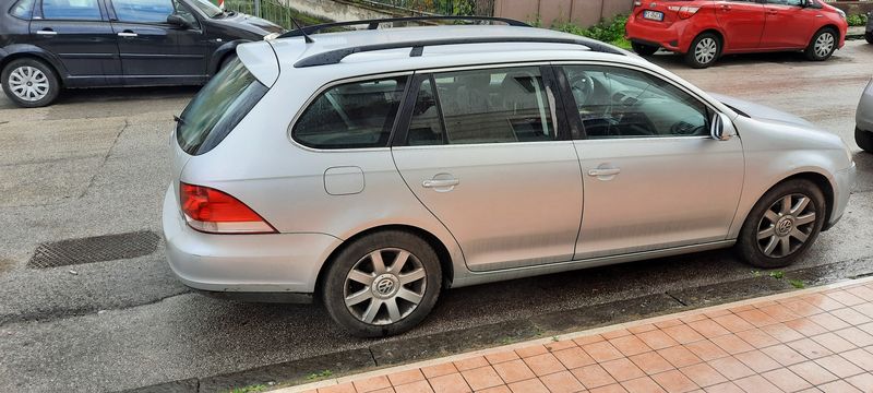 Volkswagen Golf SportWagen • 2007 • 297,000 km 3