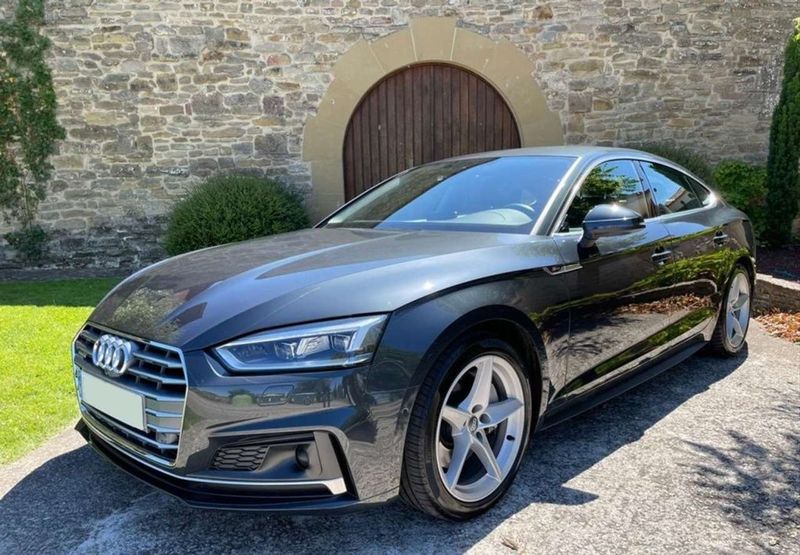 Audi A5 • 2017 • 115,000 km 1