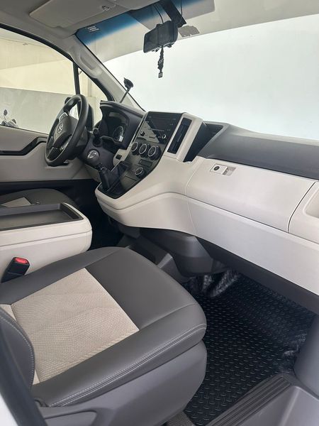Toyota Hiace Van • 2021 • 40,000 km 1