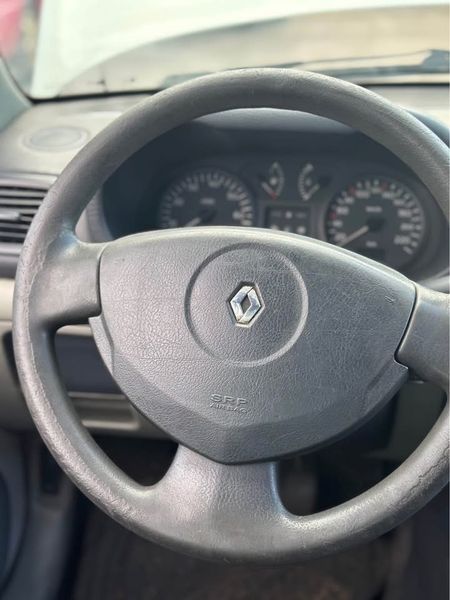 Renault Megane II • 2009 • 178,000 km 4