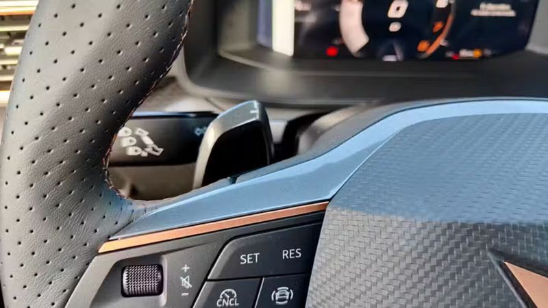 Seat Leon • 2025 • 7,400 km 29