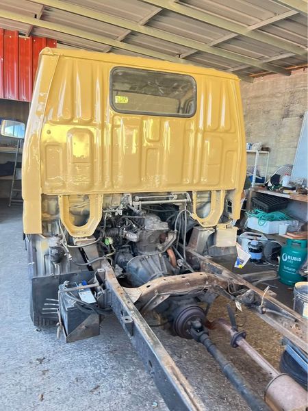 Toyota Dyna • 1988 • 188,000 km 5