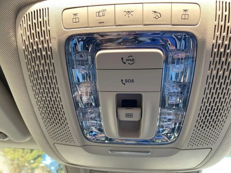 Mercedes-Benz GLE-Class • 2020 • 85,000 km 13