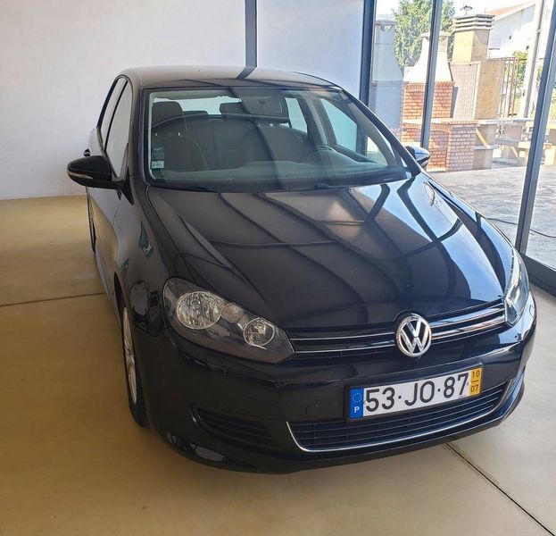 Volkswagen Golf • 2010 • 199,999 km 1