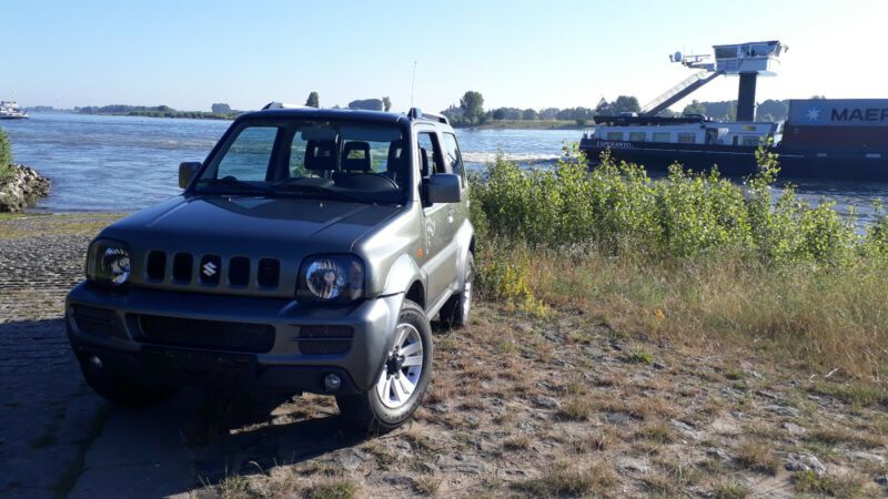 Suzuki Jimny • 2009 • 83,210 km 1