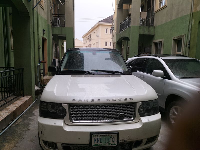 Land Rover Range Rover • 2006 • 120,000 km 7