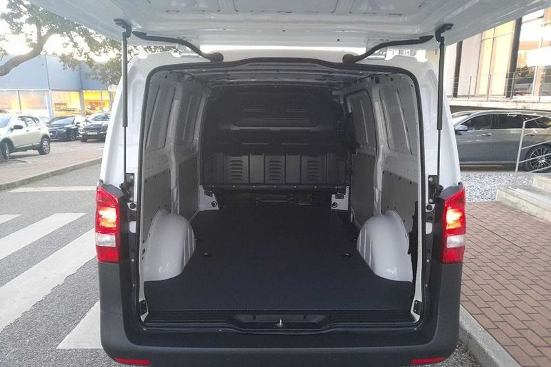 Mercedes-Benz GL • 2022 • 150,000 km 5