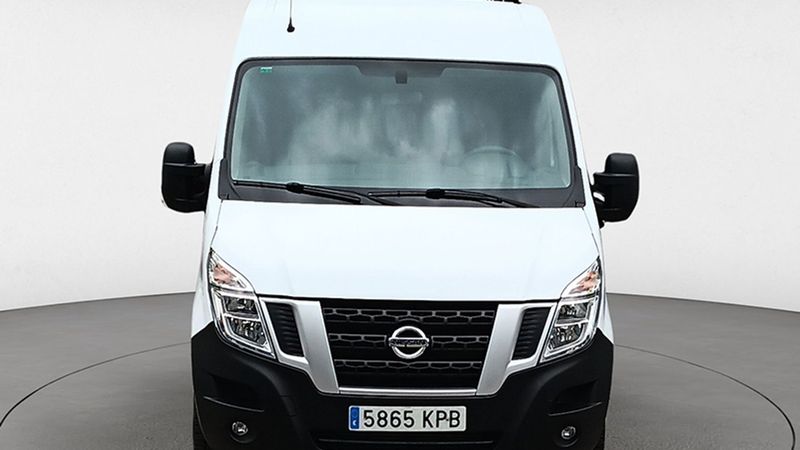 Nissan NV400 • 2018 • 28,450 km 16