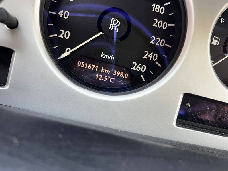 Rolls-Royce Phantom • 2004 • 51,671 km 13