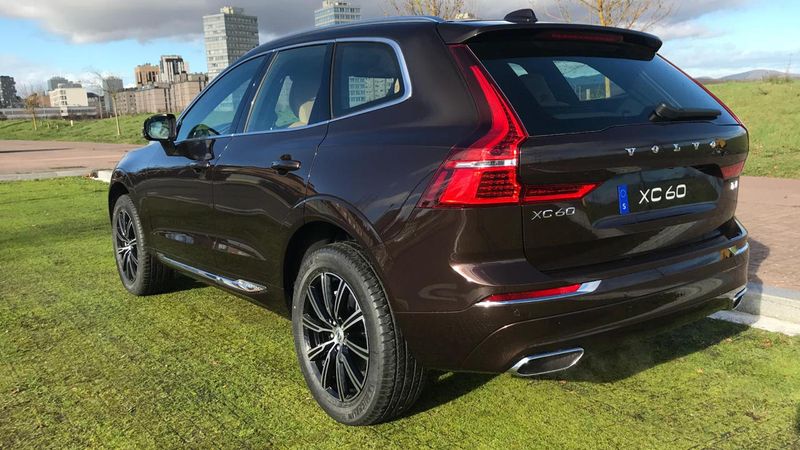 Volvo XC60 • 2018 • 68,000 km 4