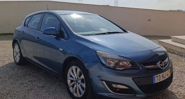 Opel Astra • 2012 • 154,045 km 1