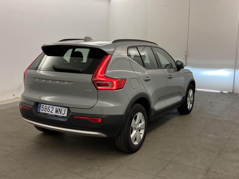 Volvo XC40 • 2024 • 32,805 km 5