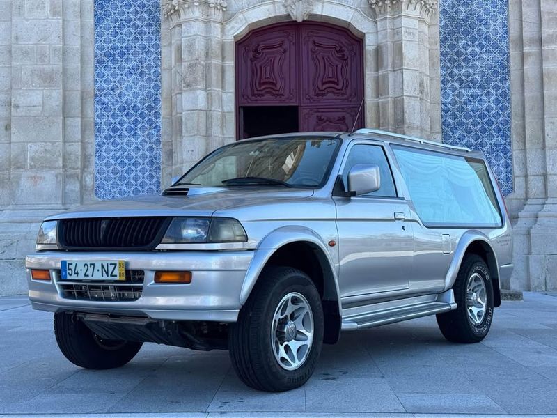Mitsubishi Pajero • 1999 • 99,000 km 1