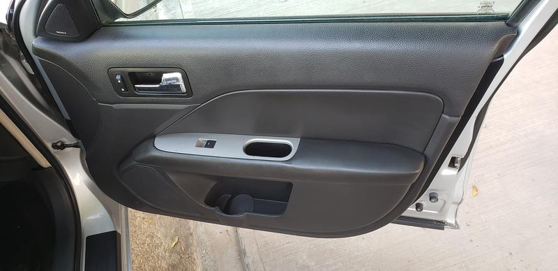Ford Fusion • 2010 • 162,000 km 14