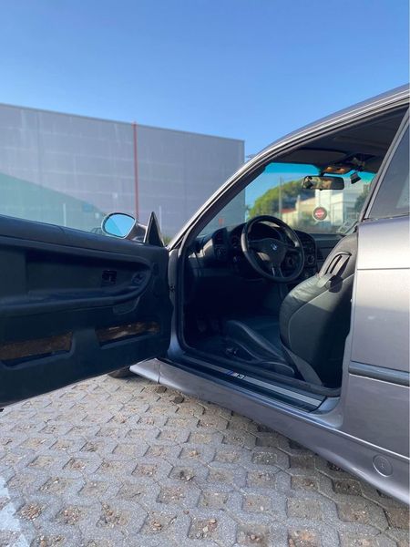 BMW E60 • 1992 • 280,000 km 5