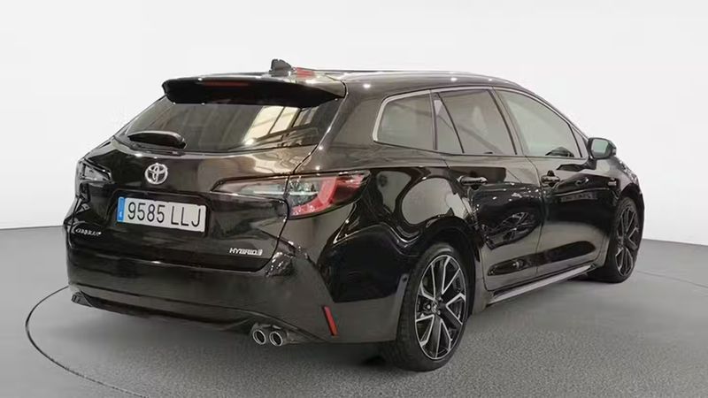 Toyota Corolla Combi • 2020 • 20,378 km 4