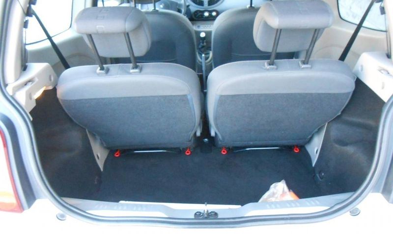 Renault Twingo • 2008 • 110,000 km 5