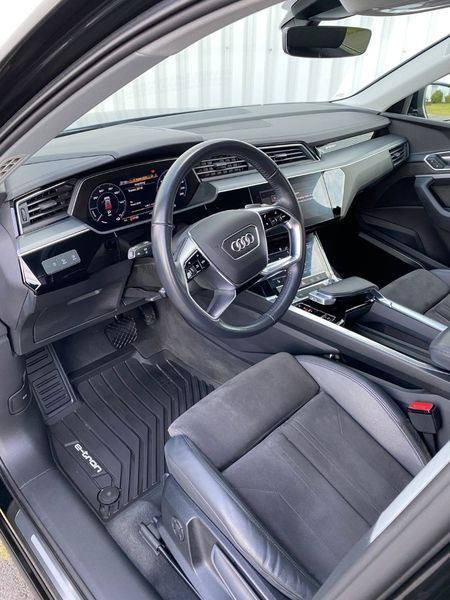 Audi e-tron • 2020 • 80,333 km 2