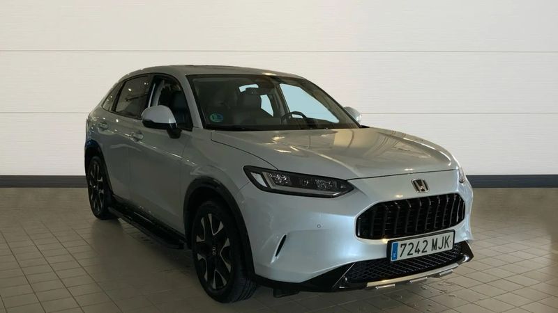 Honda CR-V Hybrid • 2023 • 5,223 km 1
