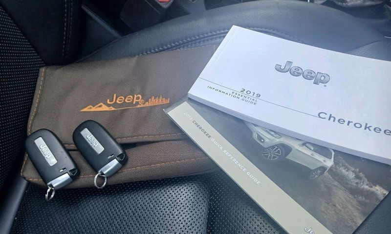 Jeep Cherokee • 2018 • 120,000 km 5
