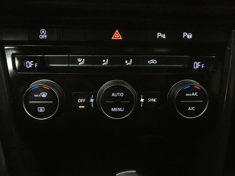 Volkswagen T-Cross • 2018 • 98,000 km 12