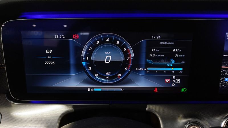 Mercedes-Benz E Coupé • 2017 • 77,725 km 34