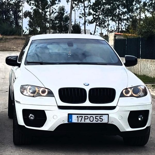 BMW X6 • 2018 • 87,000 km 1