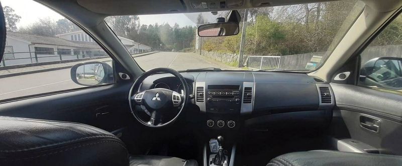 Mitsubishi Outlander • 2011 • 200,000 km 4