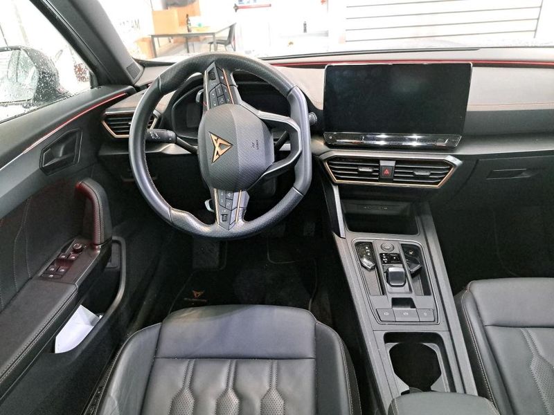 Seat Leon • 2023 • 23,390 km 3