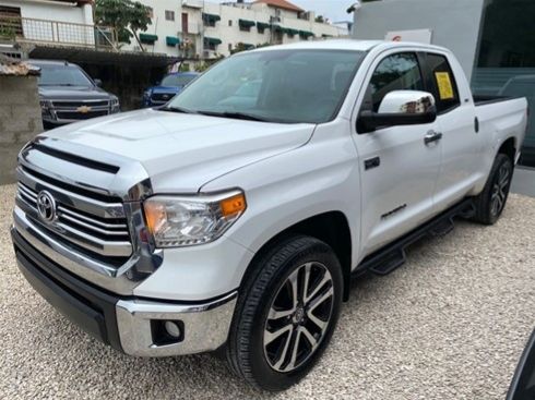 Toyota Tundra • 2016 • 99 km 1