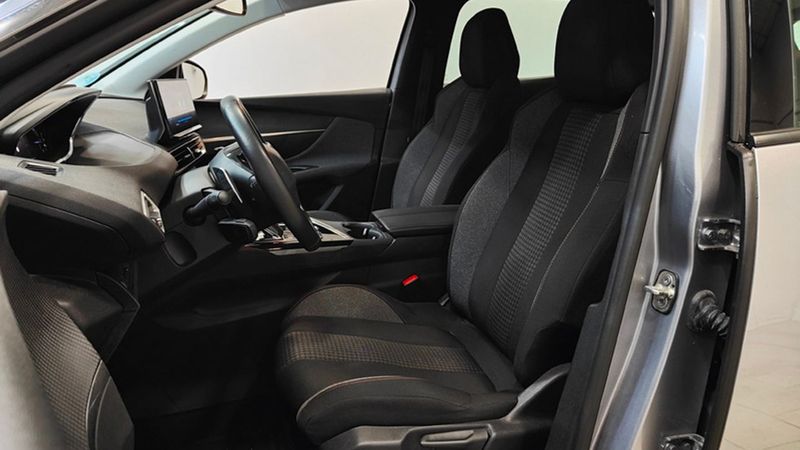 Peugeot 3008 • 2021 • 60,951 km 6