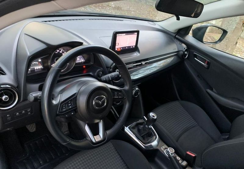 Mazda 2 • 2019 • 34,345 km 2