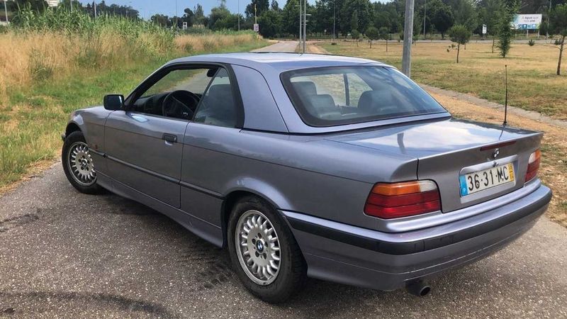 BMW i8 • 1995 • 139,000 km 3