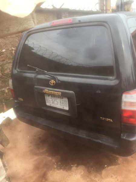 Toyota 4-Runner • 1996 • 162,919 km 2