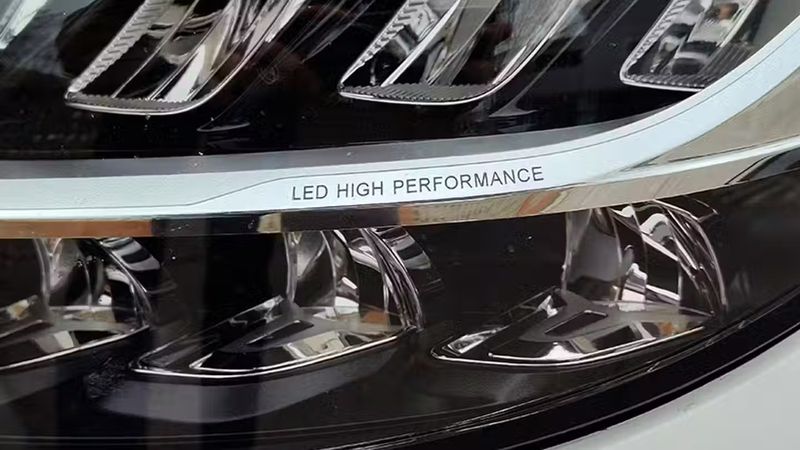 Mercedes-Benz C-Class • 2022 • 20,358 km 9