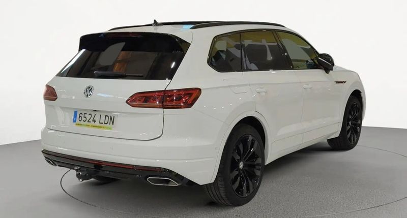 Volkswagen Touareg • 2019 • 97,109 km 5