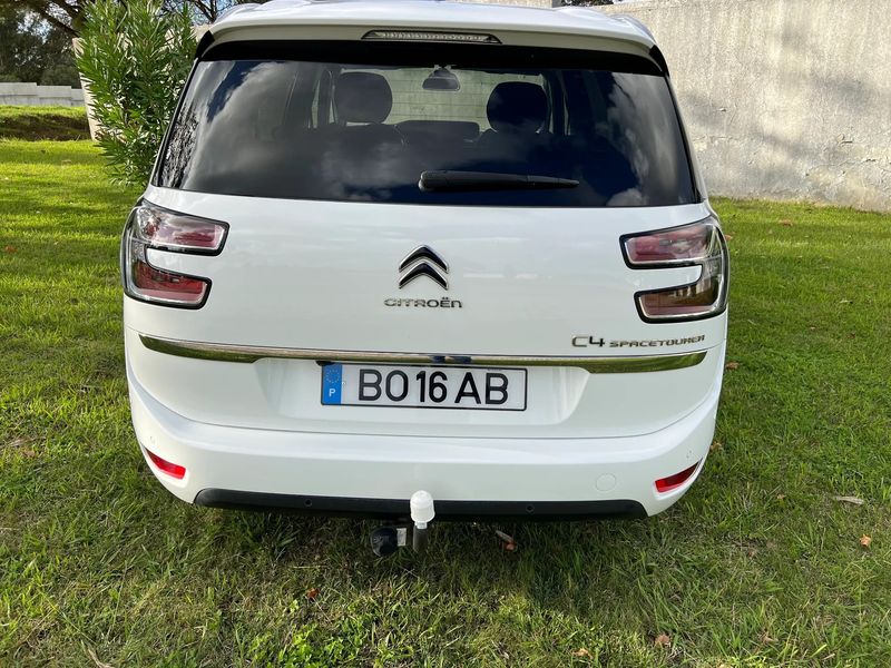 Citroën C4 • 2021 • 130,000 km 4