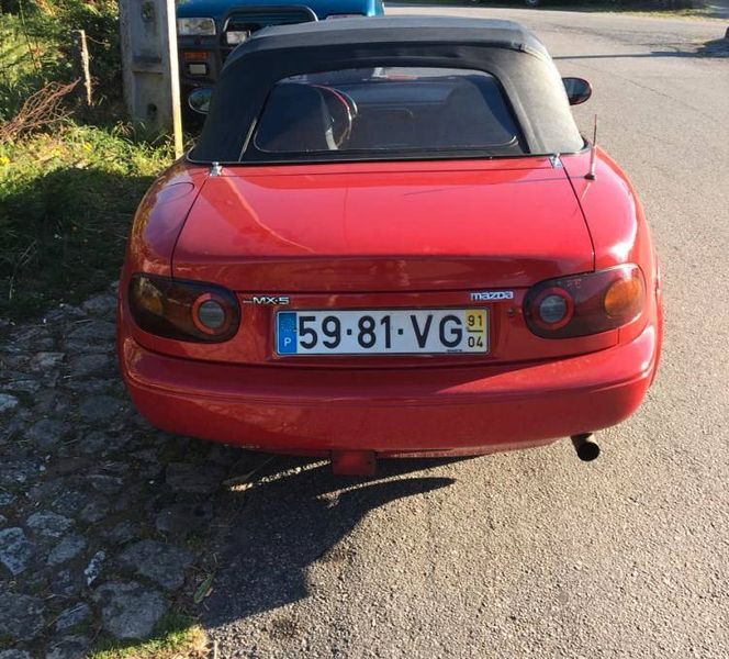 Mazda MX-5 • 1991 • 152,000 km 4
